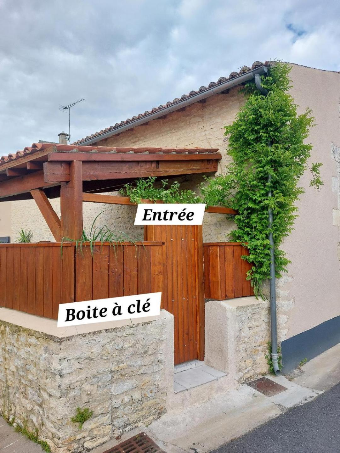Les Petits Jardins De Cisse Chambre De Charme Kültér fotó